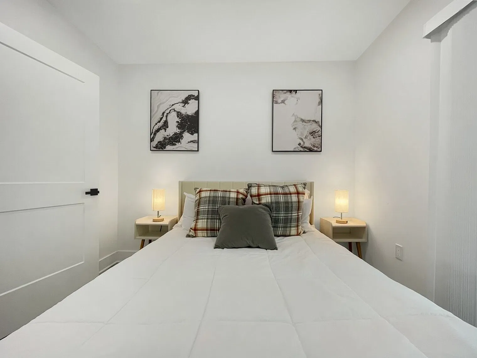 2 bed, 2.0 bath, $4,315 — Photo 4