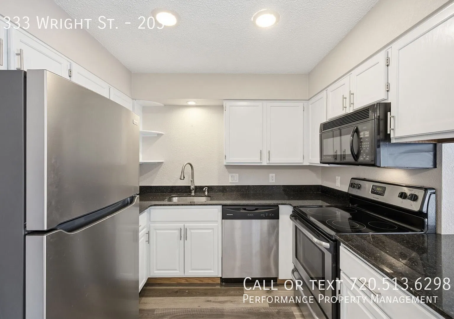 Charming Lakewood Condo with Fireplace & Garage — Photo 3