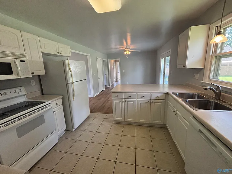 104 Gann Ave — Photo 8