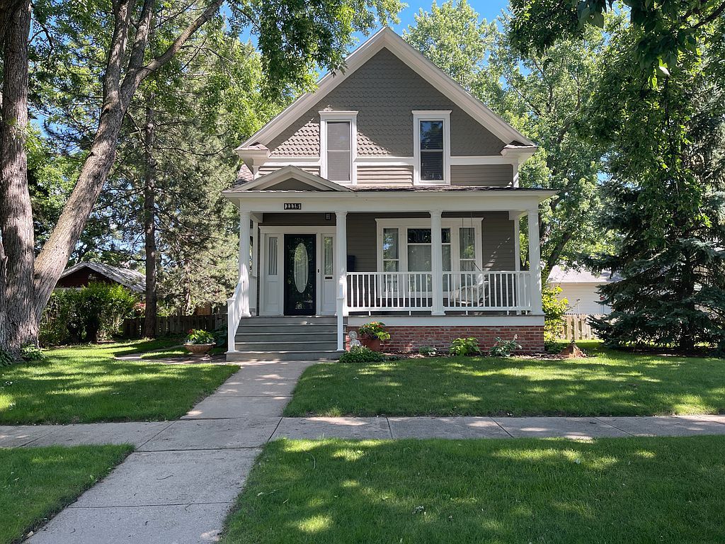 1115 W Charles St - Property Image