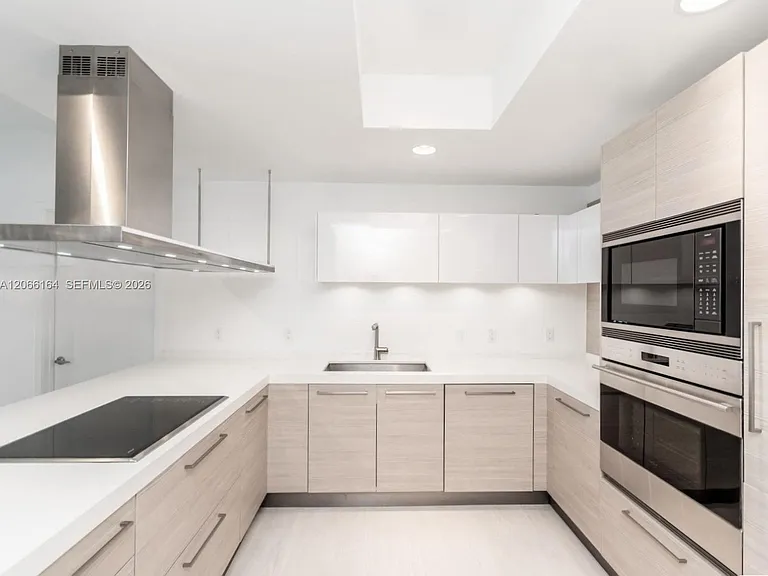 17301 Biscayne Blvd #1004 — Photo 5