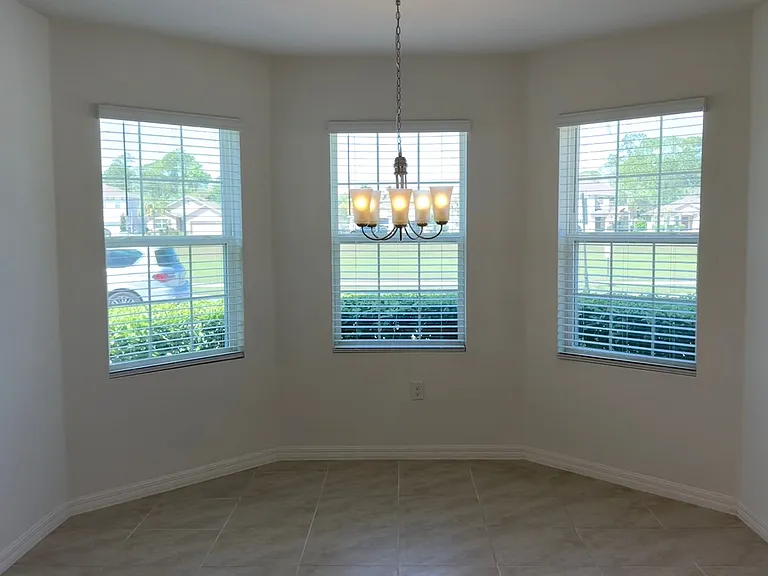 327 Lazio Cir — Photo 7