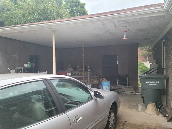 4th image of 7210 Willow Creek Dr