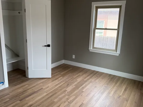 1679 Newark St, Aurora, CO 80010