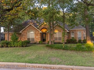 9803 Hunters Run St, Greenville, TX 75402