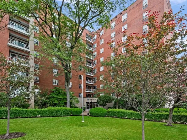 4601 5th Ave APT 625, Oakland, PA 15213