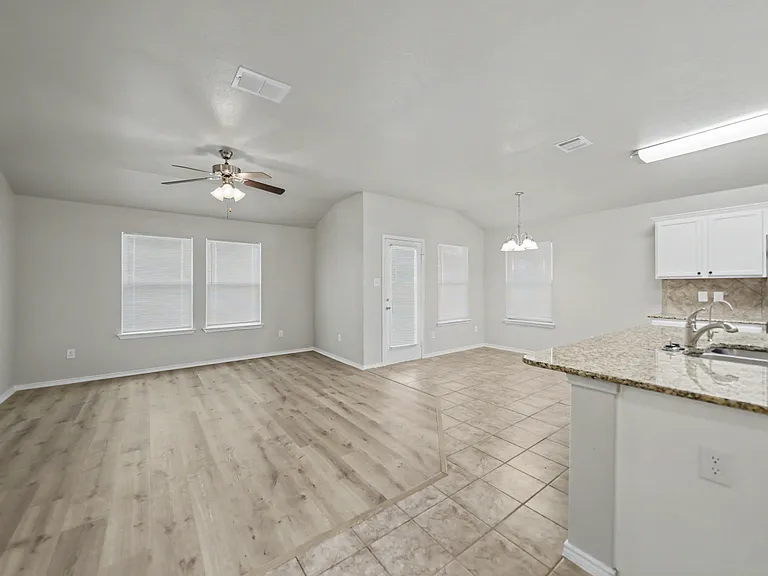 1310 Gigante Dr — Photo 7