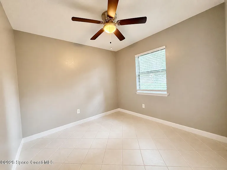5925 Clearfield Ave — Photo 9