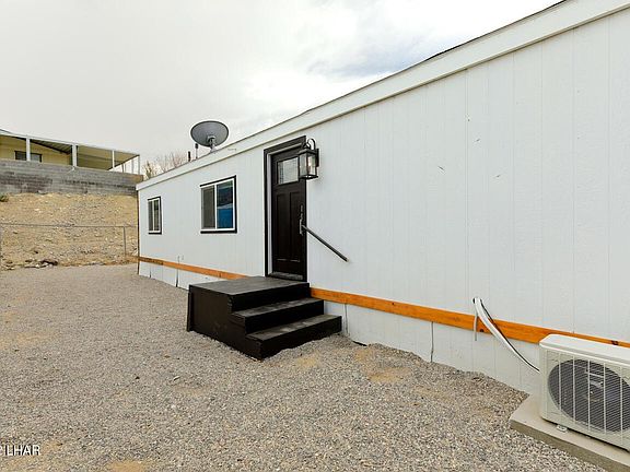 5th image of 409 E Paradise Ln
