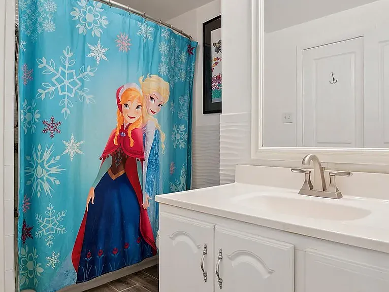Full bathroom