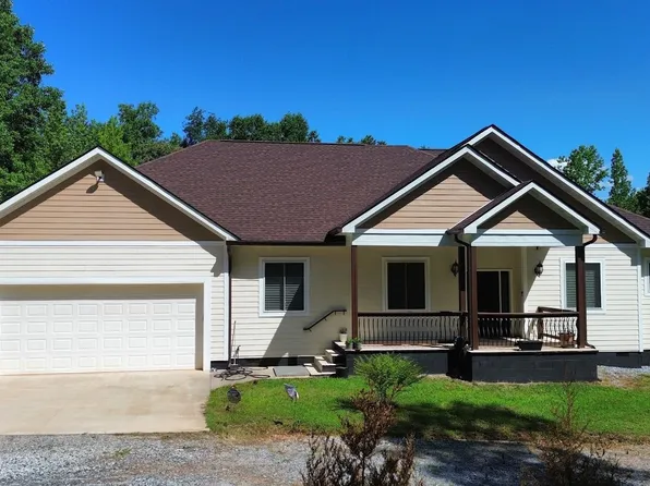 61 Emma Dr, Campobello, SC 29322