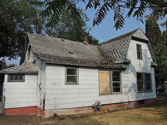 3rd image of 1630 E Desmet Ave