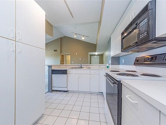 3rd image of 1650 N 42nd Cir APT 309