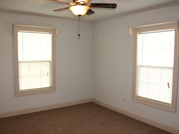 3rd image of 2610 27th St