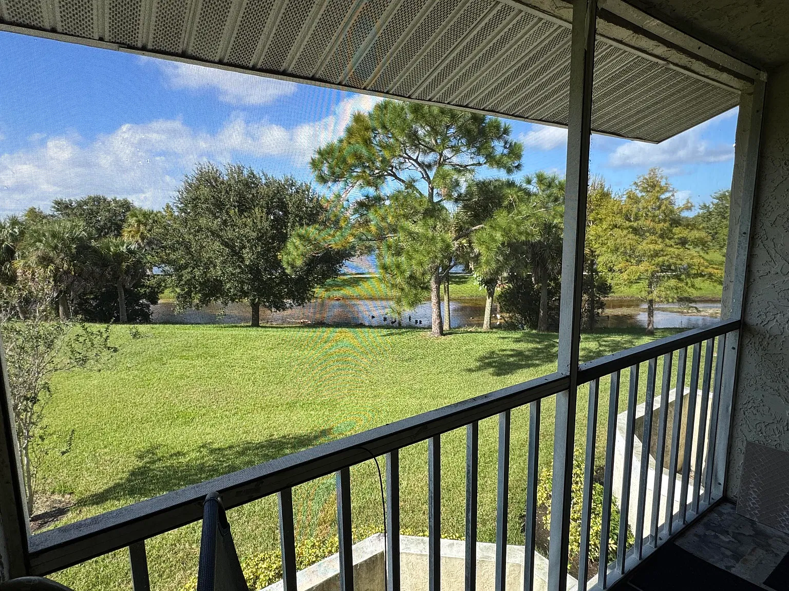2 bed, 2.0 bath, 886 sqft, $1,700 — Photo 2