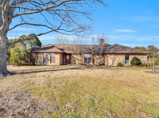 840 Lynn Ann Dr, Red Oak, TX 75154