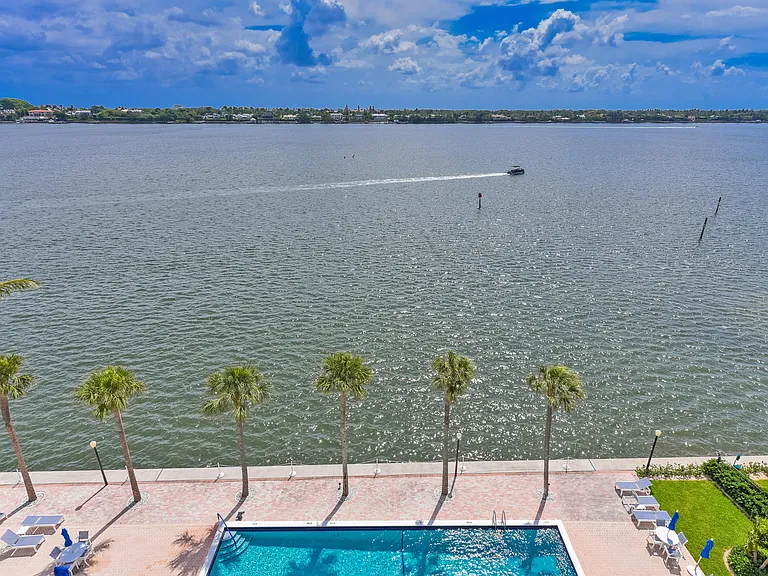 2600 N Flagler Dr #803 — Photo 12