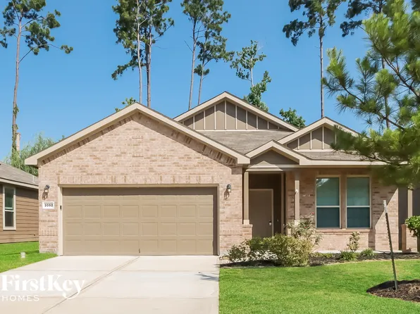 2092 Lost Timbers Dr, Conroe, TX 77304