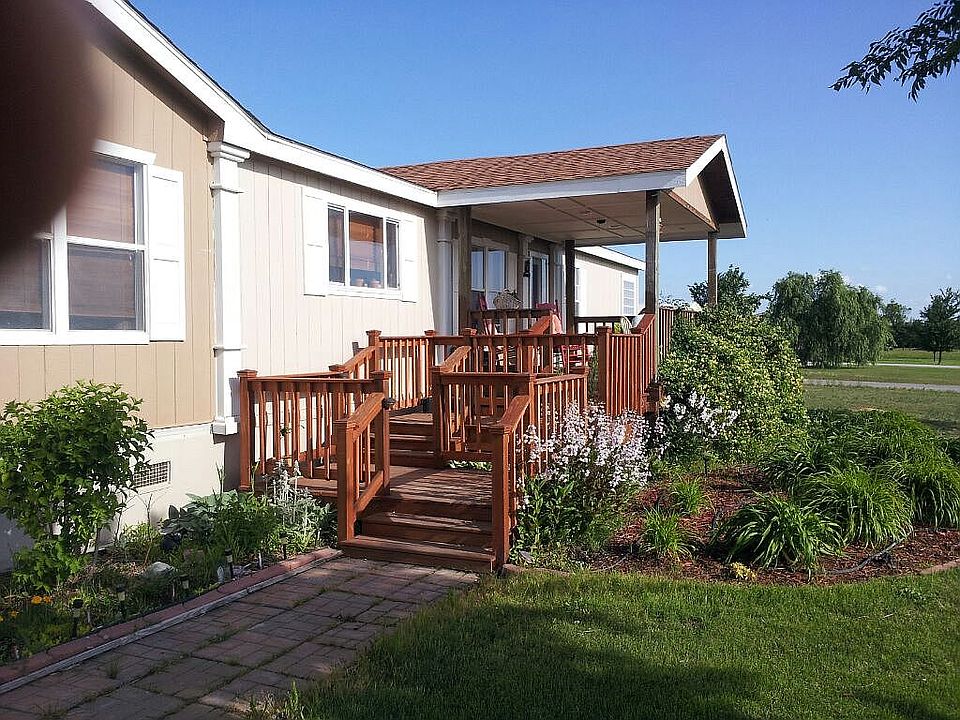 2nd image of 14027 Ridge Rd