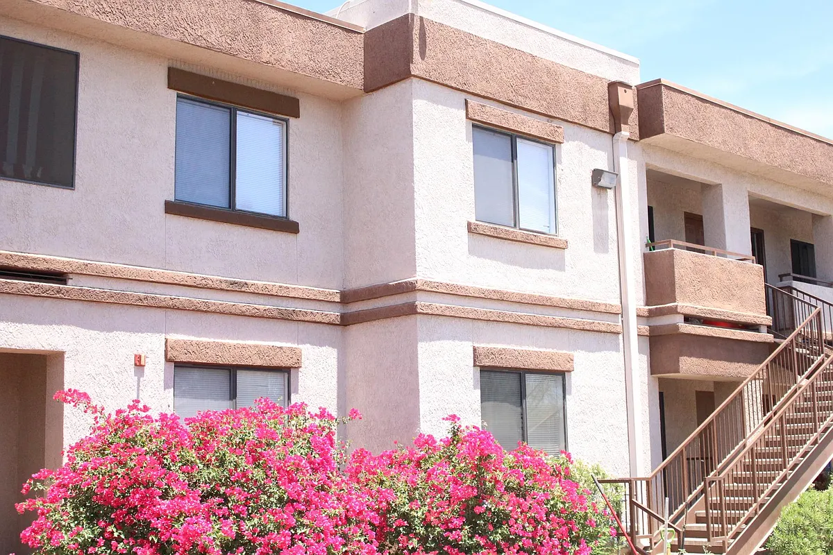 Building Photo - La Promesa