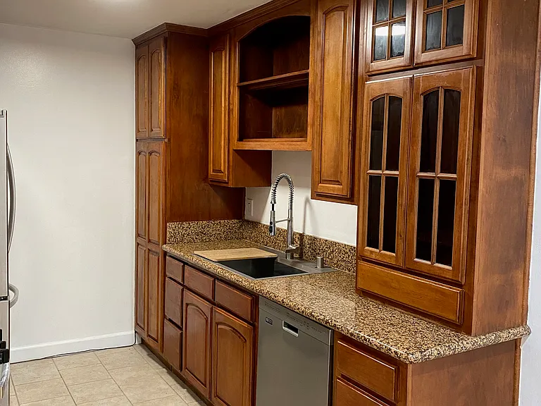 310 N Jackson St #104 — Photo 9