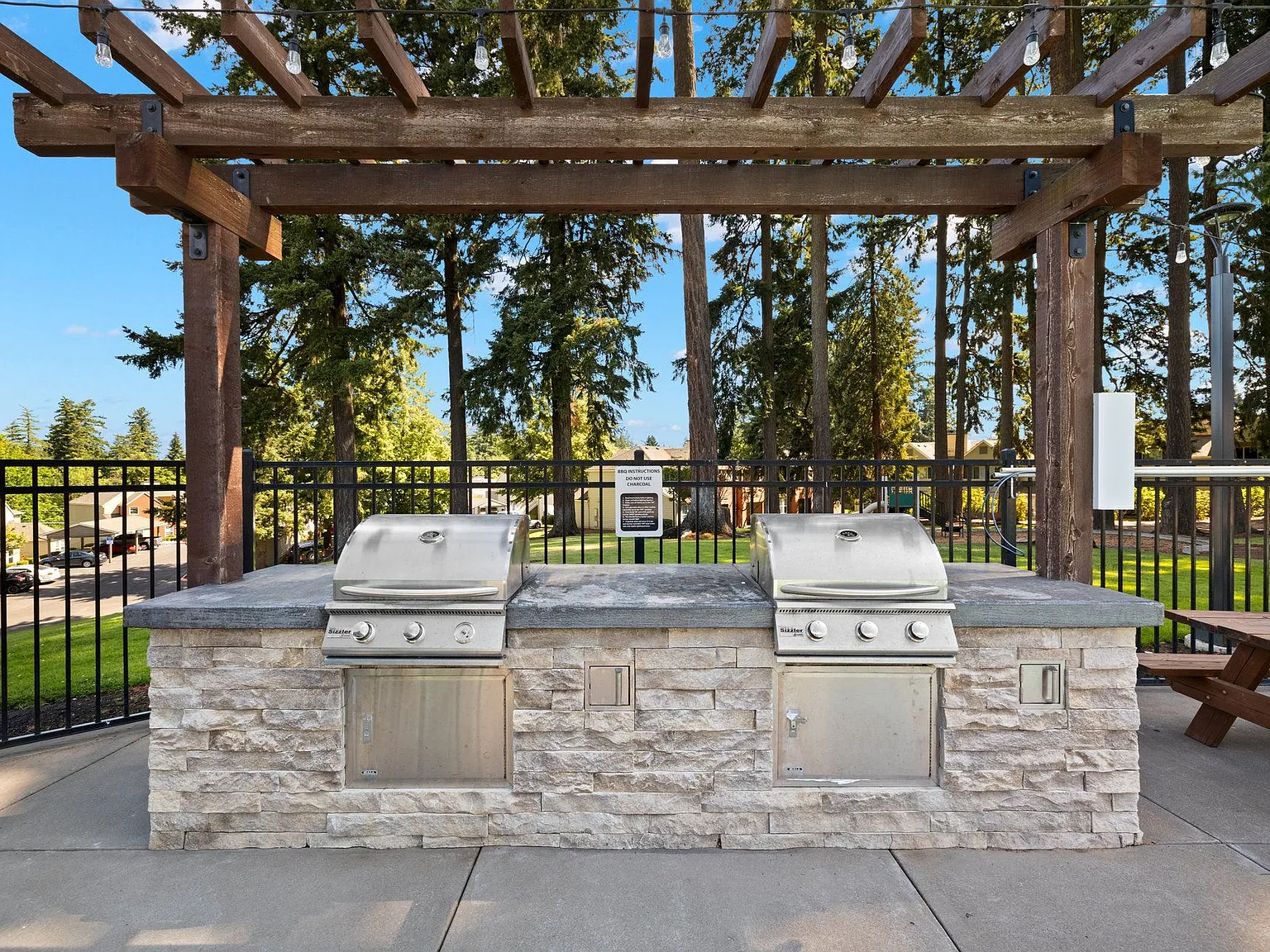 Rivercrest Meadows — Photo 1