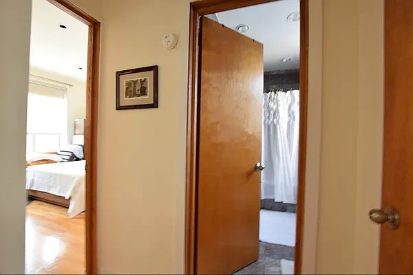 Rented by Street Realty Brokerage LLC | media 5