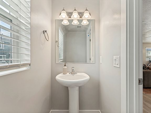 5th image of 7264 W San Ln S