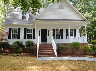 199 Covington Dr, Advance, NC 27006