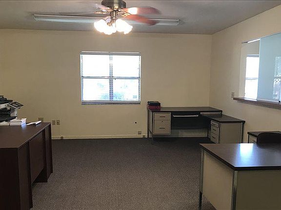 4th image of 449 SE Baya Dr