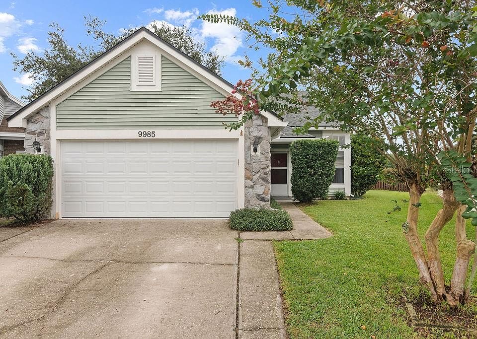 1st image of 9985 Aloma Bend Ln