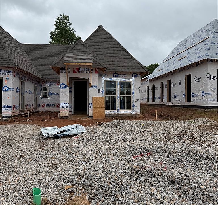 1st image of 1034 Hunters Way