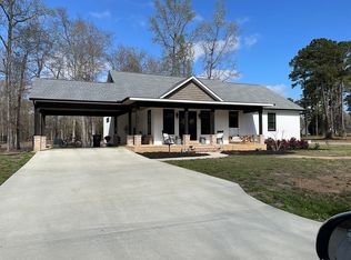 209 Wood Oak Cir, Cochran, GA 31014