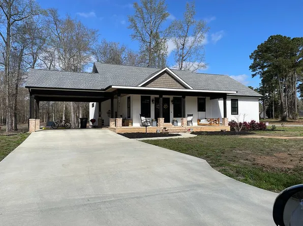 209 Wood Oak Cir, Cochran, GA 31014