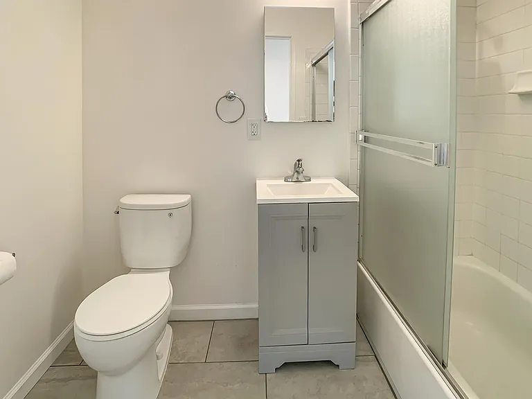 2521 Regent St #1 — Photo 1