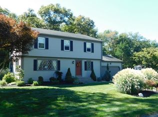 215 Colonial Dr, Somerset, MA 02726