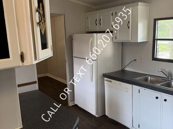 913 N Taylorville Blvd, Taylorville, IL