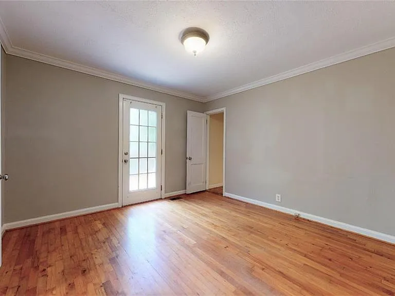 1674 Beacon Hill Blvd — Photo 35
