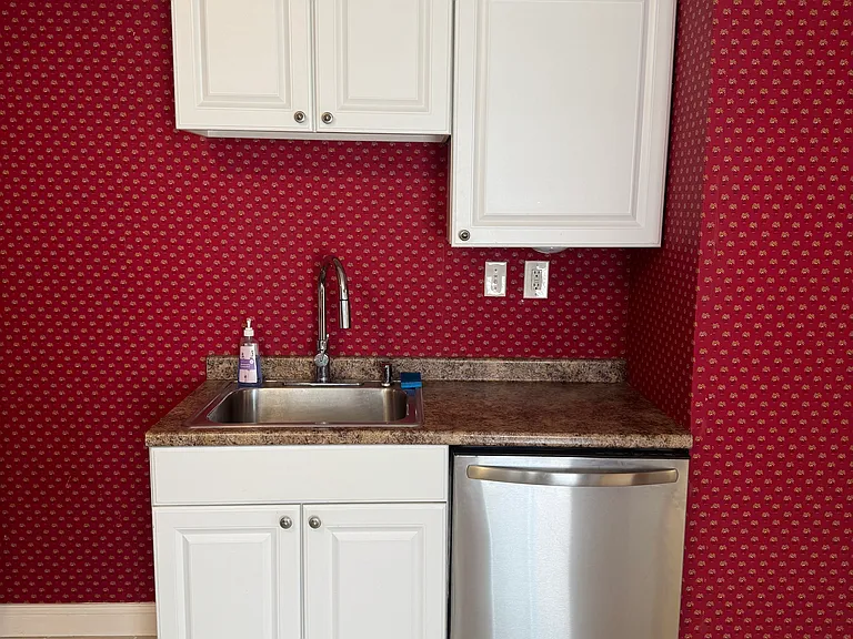 5 Whitwell Ave #A — Photo 9