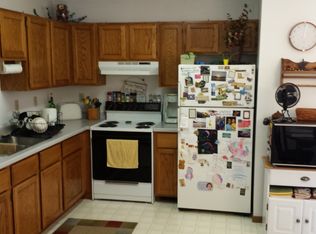 426 4th Ave N APT 1, Onalaska, WI 54650