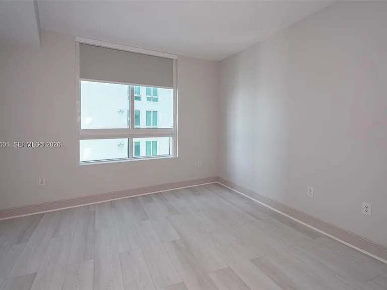 1900 N Bayshore Dr #3917 — Photo 2