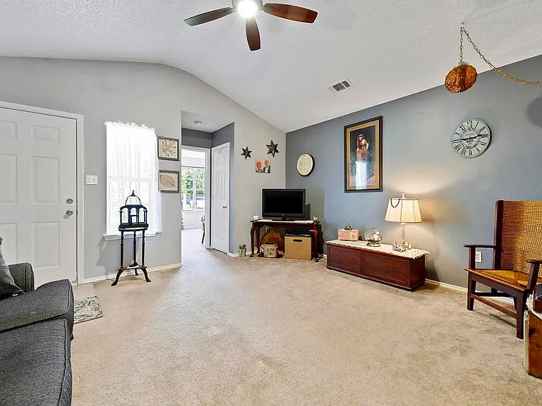 10527 Bay Tree Dr — Photo 10