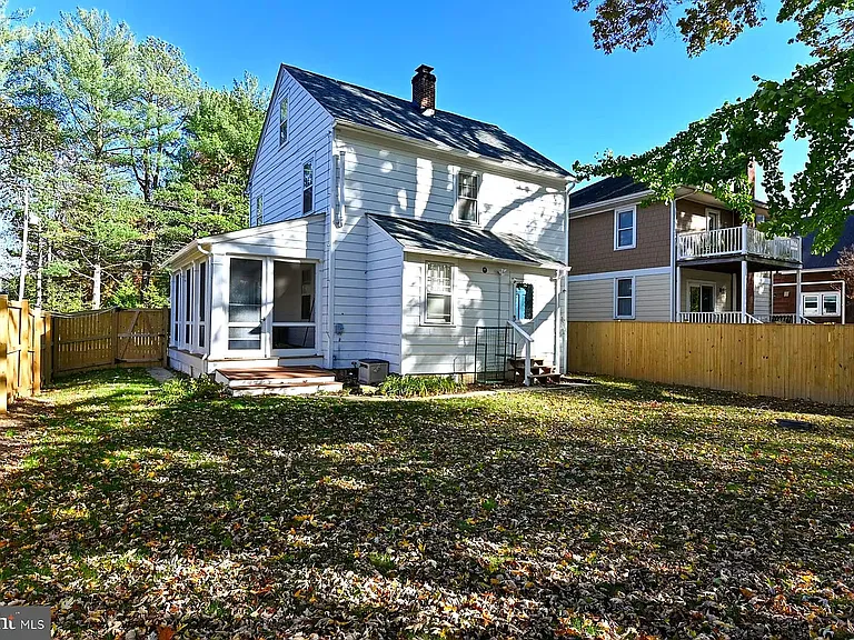 222 Mount Vernon Ave — Photo 5
