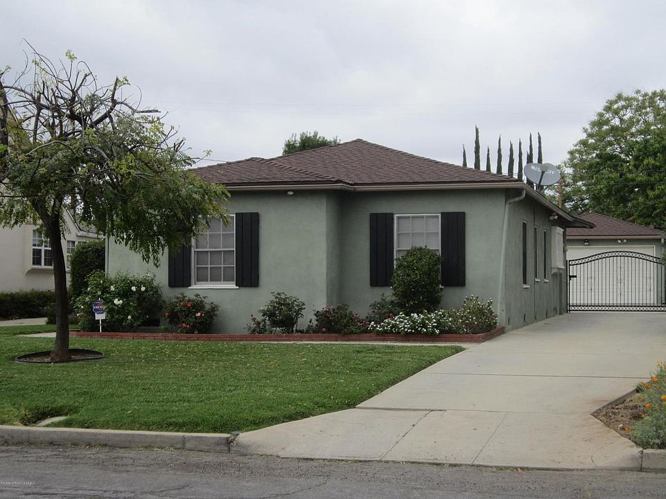 1st image of 125 E Hermosa Dr
