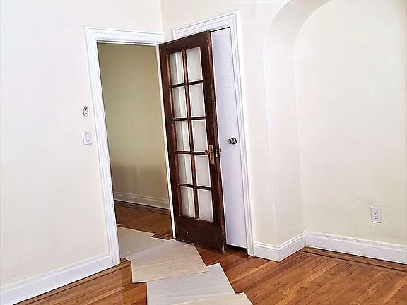 4th image of 34-30 28th St #8