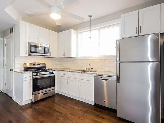 4th image of 5310 W Barry Ave #2