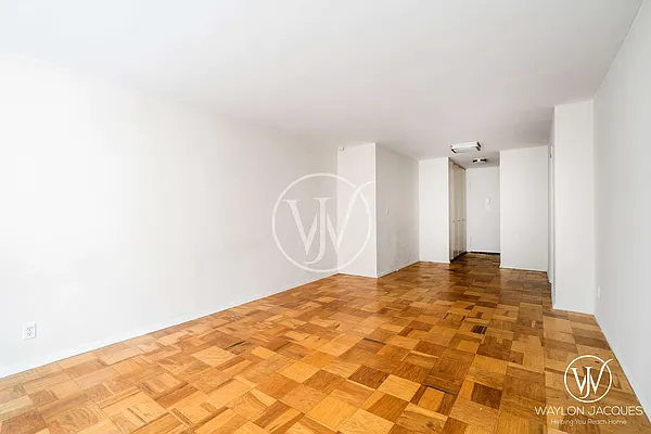 Rented by Compass | media 14