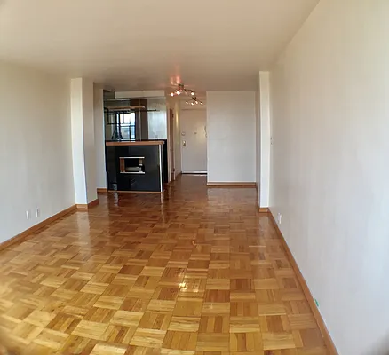 Sold by Nest Seekers International | media 6