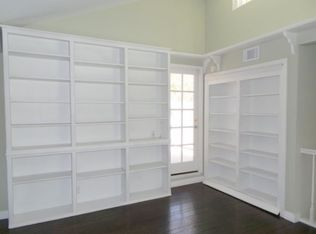 22432 Forest Hl, Lake Forest, CA 92630