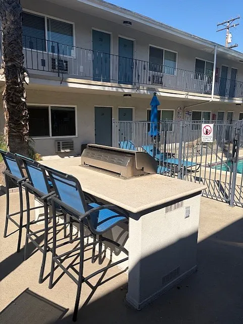 610 S Verdugo RD — Photo 3